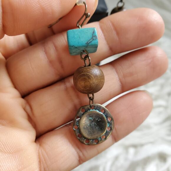 Lightweight Aztec Bohemian Stone Wood Metal Dangle Earrings - Picture 3 of 5